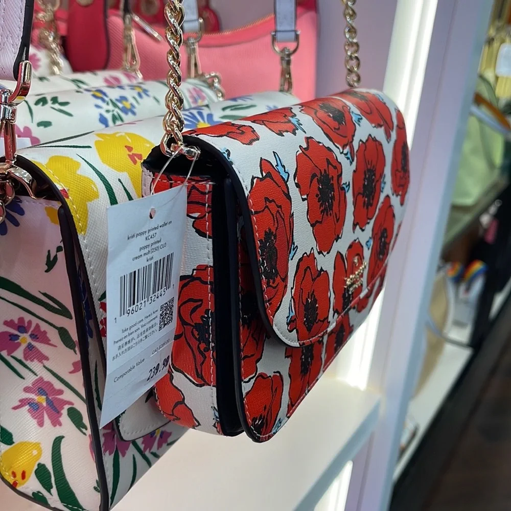 Kate Spade Kristi Poppy Printed Flap Crossbody
Cream Multi
NWT - Picture 3 of 16